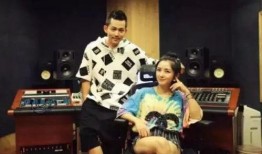 苏醒爆料何洁结婚视频,甜蜜瞬间引网友热议